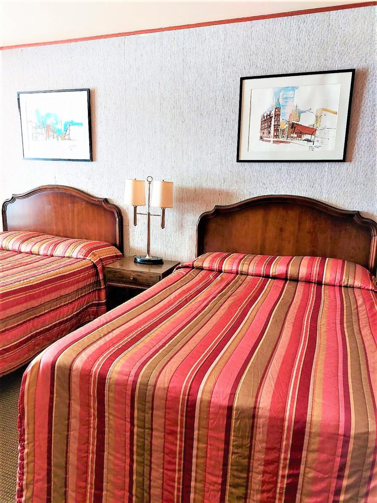 Iron Bridge Red Top Motor Inn المظهر الخارجي الصورة
